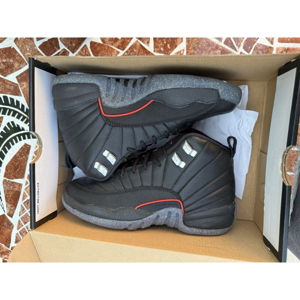 Air Jordan 12 size 5y or 6.5w Utility DM5204006 - Picture 4 of 5